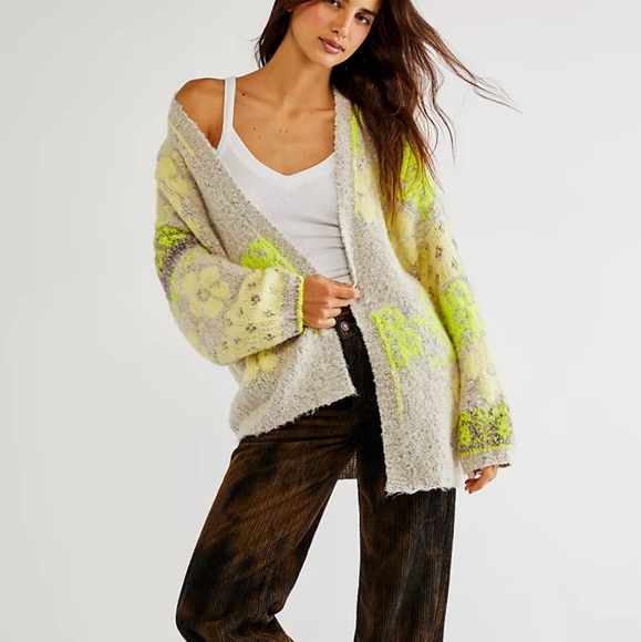 Free People Gather Me Close Cardi cardigan Small yellow Rare Sold Out - Picture 3 of 8